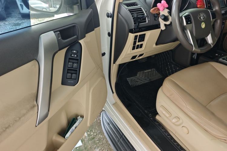 Used Toyota Prado 2016 2.7L Automatic Standard Edition Driver Seat