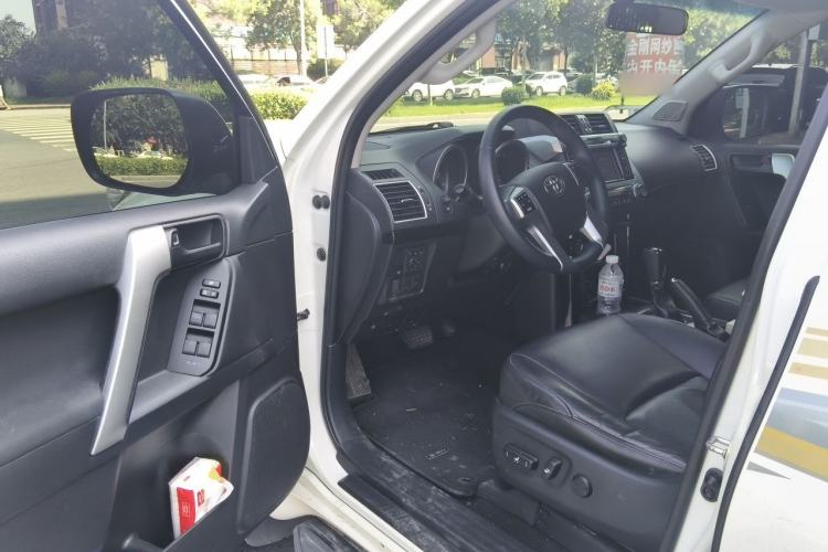 Used Toyota Prado 2016 2.7L Automatic Luxury Edition Driver Seat