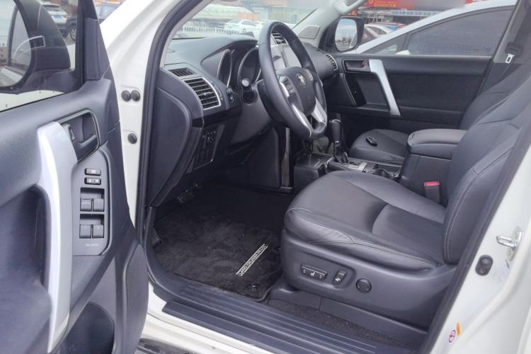 Used Toyota Prado 2016 2.7L Automatic Standard Edition Driver Seat