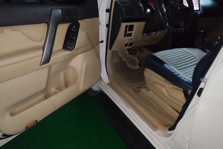Used Toyota Prado 2016 2700 TX 7-Seater Middle East Version Driver Seat