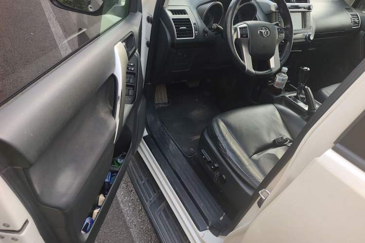 Used Toyota Prado 2016 2.7L Automatic Standard Edition Driver Seat