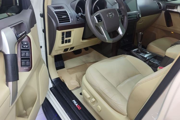 Used Toyota Prado 2016 3.5L Automatic TX-L Driver Seat