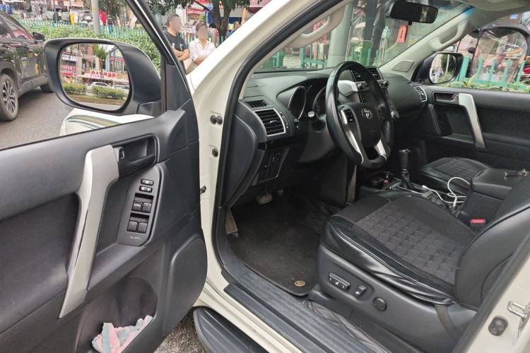 Used Toyota Prado 2016 2.7L Automatic Luxury Edition Driver Seat