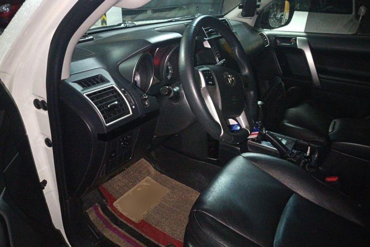 Used Toyota Prado 2016 2.7L Automatic Luxury Edition Driver Seat