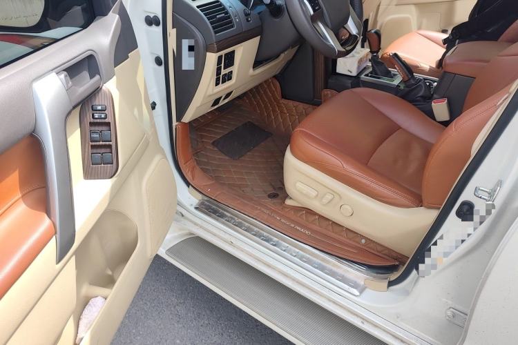 Used Toyota Prado  Driver Seat