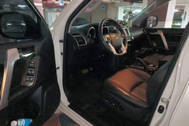 Used Toyota Prado 2016 3.5L Automatic TX-L NAVI Driver Seat