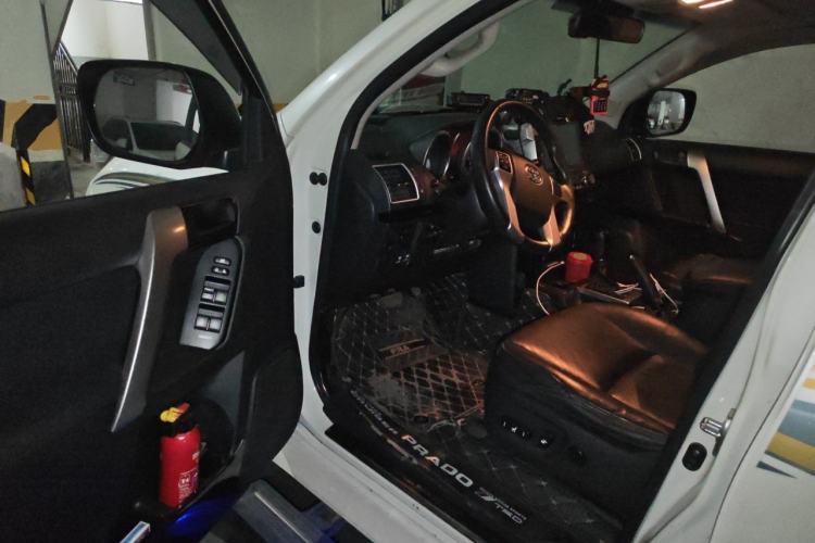 Used Toyota Prado 2016 2.7L Automatic Luxury Edition Driver Seat