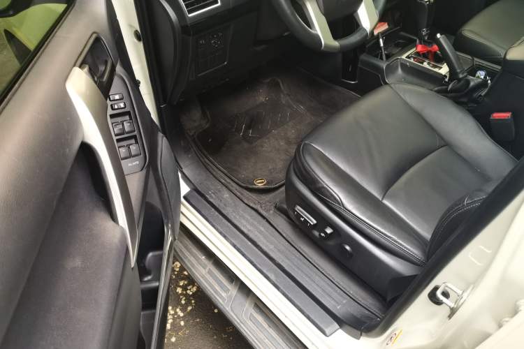 Used Toyota Prado 2016 2.7L Automatic Standard Edition Driver Seat