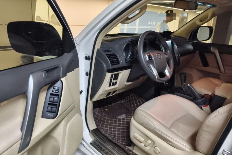 Used Toyota Prado  Driver Seat
