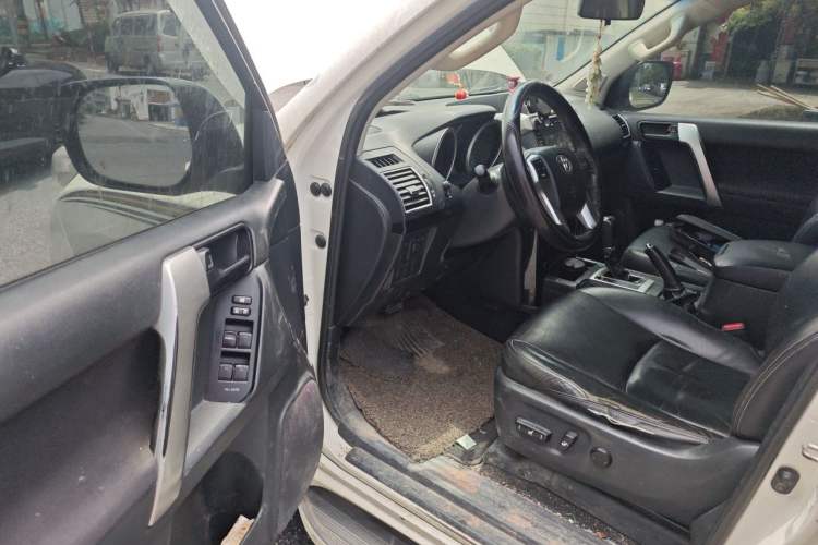 Used Toyota Prado 2016 2.7L Automatic Standard Edition Driver Seat