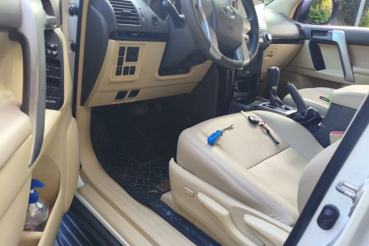 Used Toyota Prado  Driver Seat