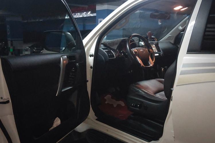 Used Toyota Prado 2016 2.7L Automatic Standard Edition Driver Seat