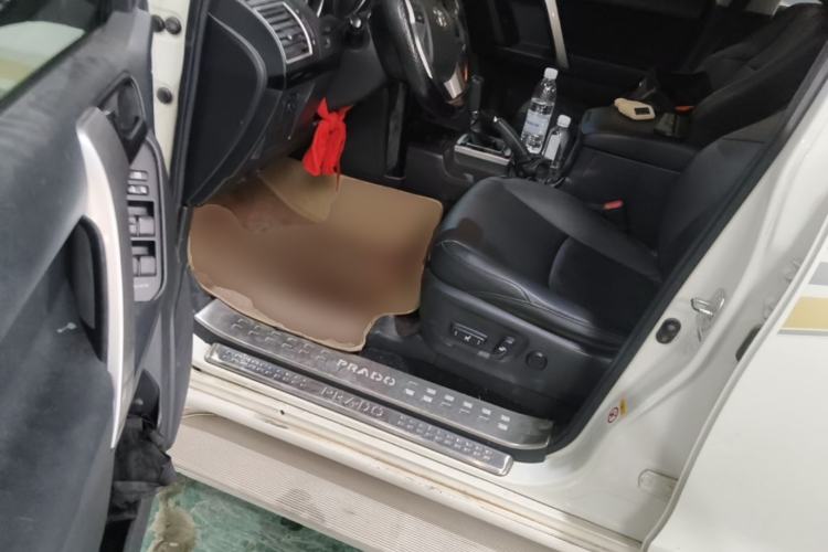 Used Toyota Prado 2016 2.7L Automatic Standard Edition Driver Seat