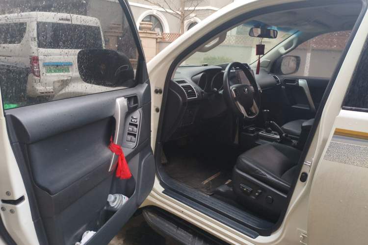 Used Toyota Prado 2016 2.7L Automatic Standard Edition Driver Seat