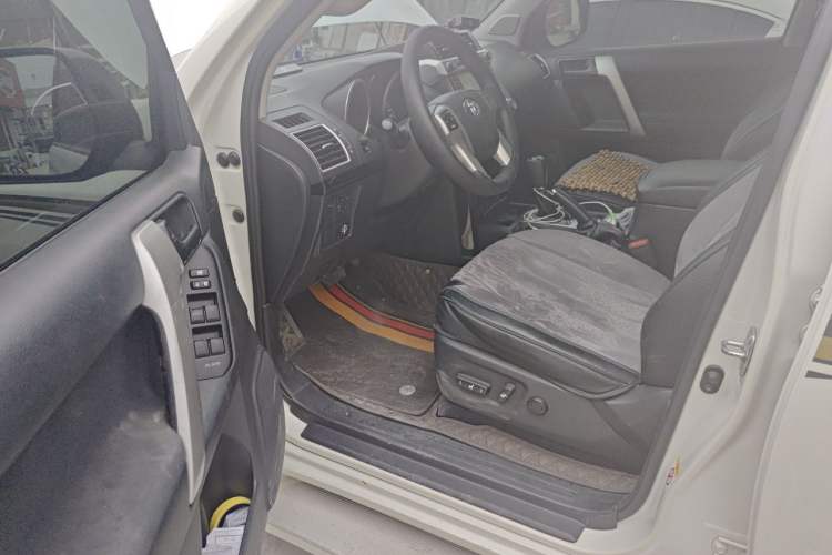 Used Toyota Prado 2016 2.7L Automatic Standard Edition Driver Seat
