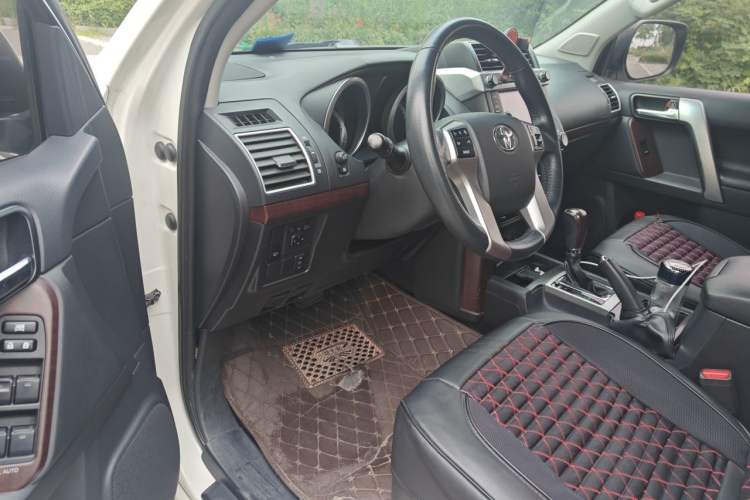 Used Toyota Prado 2016 3.5L Automatic TX-L Driver Seat