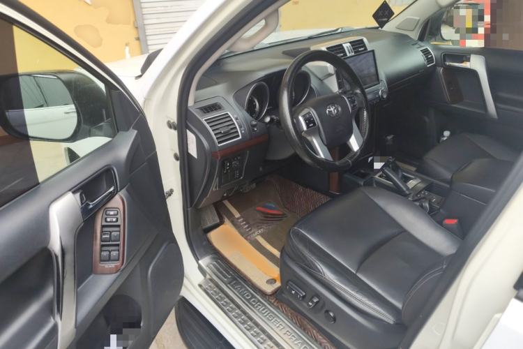 Used Toyota Prado 2016 3.5L Automatic TX-L Driver Seat