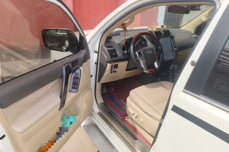 Used Toyota Prado  Driver Seat