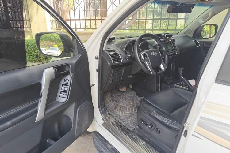 Used Toyota Prado 2016 2.7L Automatic Standard Edition Driver Seat