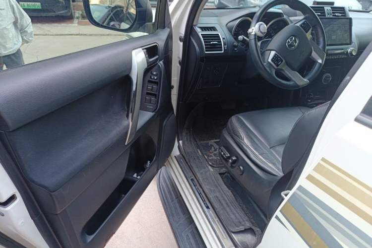 Used Toyota Prado 2016 2.7L Automatic Standard Edition Driver Seat