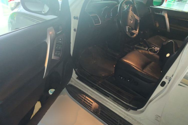 Used Toyota Prado 2016 3.5L Automatic TX-L Driver Seat