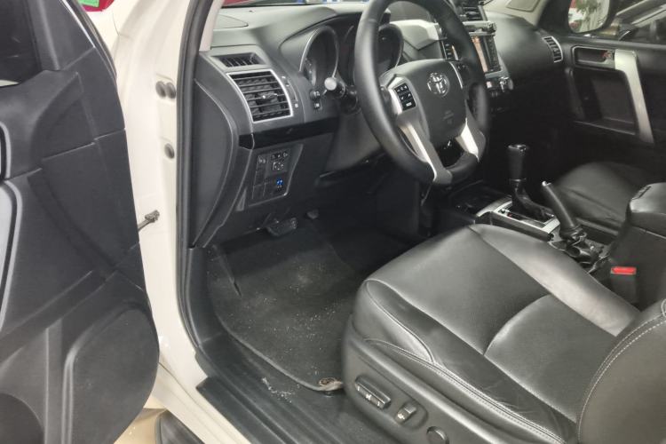 Used Toyota Prado 2016 2.7L Automatic Standard Edition Driver Seat