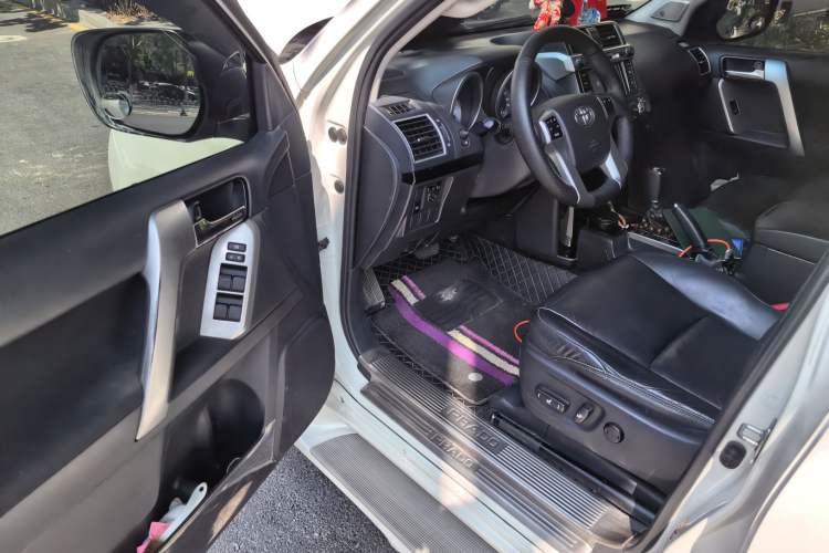 Used Toyota Prado 2016 2.7L Automatic Luxury Edition Driver Seat