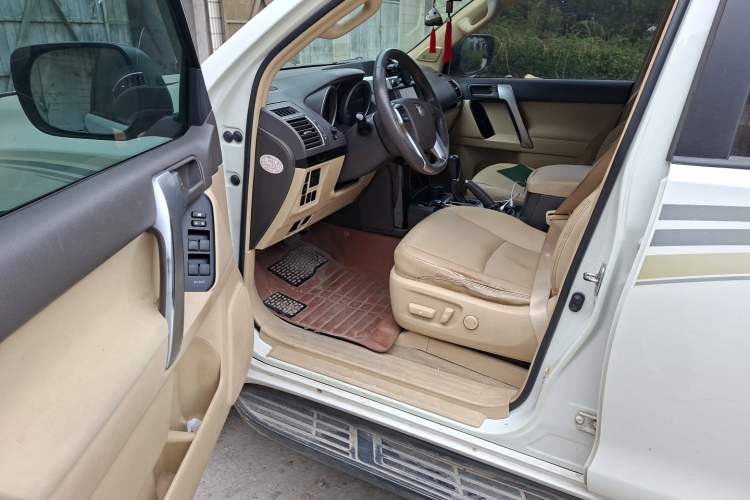 Used Toyota Prado 2016 2.7L Automatic Luxury Edition Driver Seat