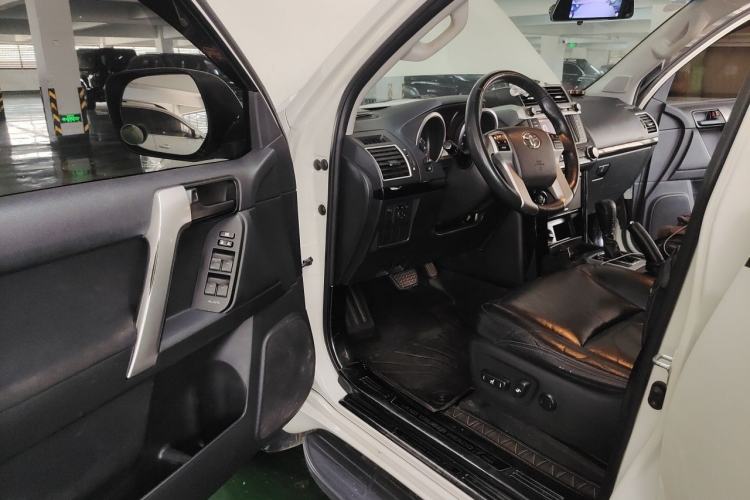 Used Toyota Prado 2016 2.7L Automatic Standard Edition Driver Seat