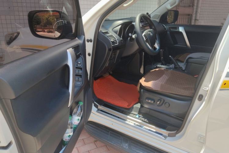 Used Toyota Prado 2016 2.7L Automatic Luxury Edition Driver Seat