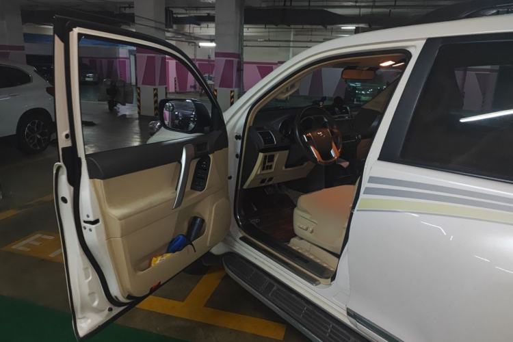 Used Toyota Prado 2016 2.7L Automatic Standard Edition Driver Seat