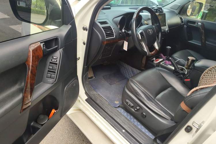 Used Toyota Prado 2016 2.7L Automatic Standard Edition Driver Seat