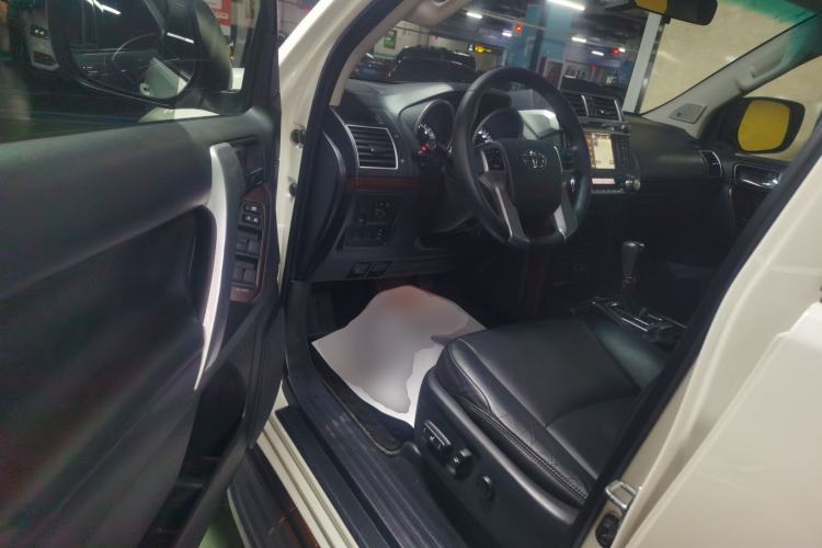 Used Toyota Prado 2016 3.5L Automatic TX-L NAVI Driver Seat