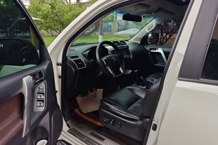 Used Toyota Prado 2016 2.7L Automatic Standard Edition Driver Seat