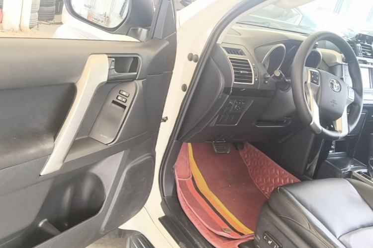 Used Toyota Prado 2016 2.7L Automatic Standard Edition Driver Seat