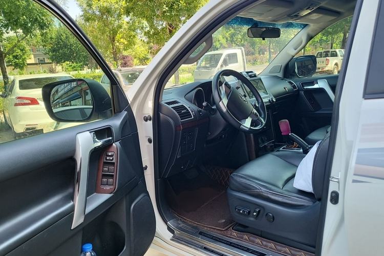 Used Toyota Prado 2016 3.5L Automatic TX-L Driver Seat