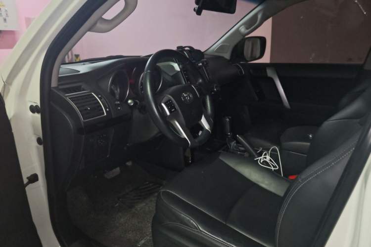Used Toyota Prado 2016 2.7L Automatic Standard Edition Driver Seat