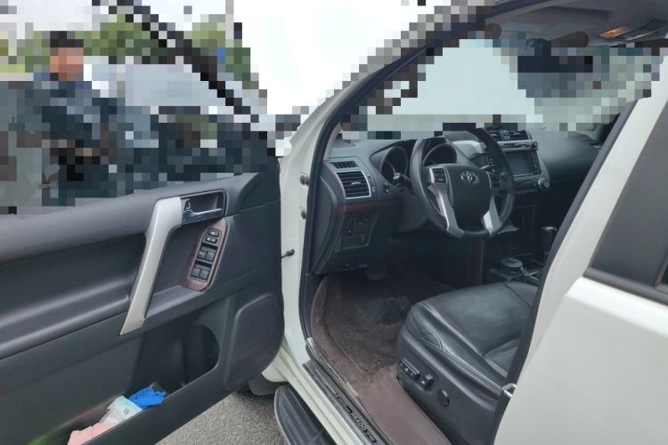 Used Toyota Prado 2016 3.5L Automatic TX-L Driver Seat