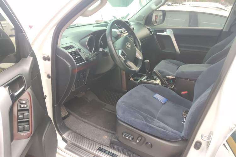 Used Toyota Prado 2016 3.5L Automatic TX-L Driver Seat