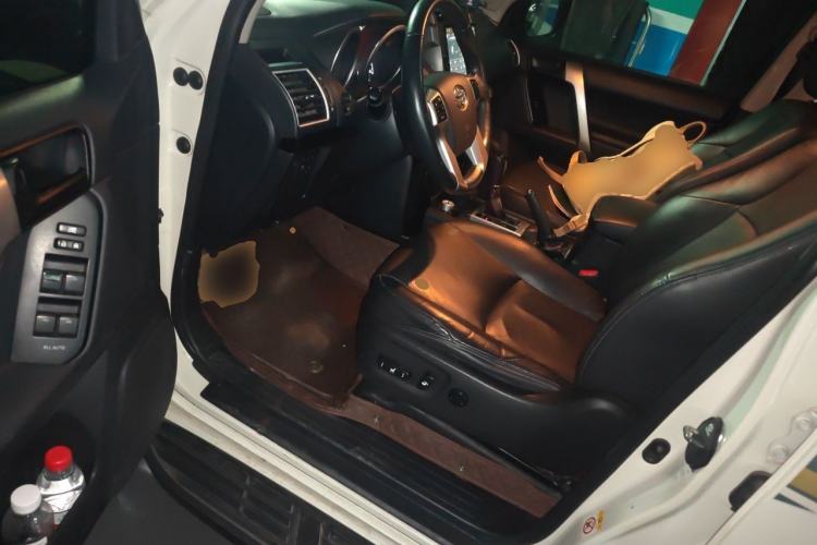 Used Toyota Prado 2016 2.7L Automatic Standard Edition Driver Seat