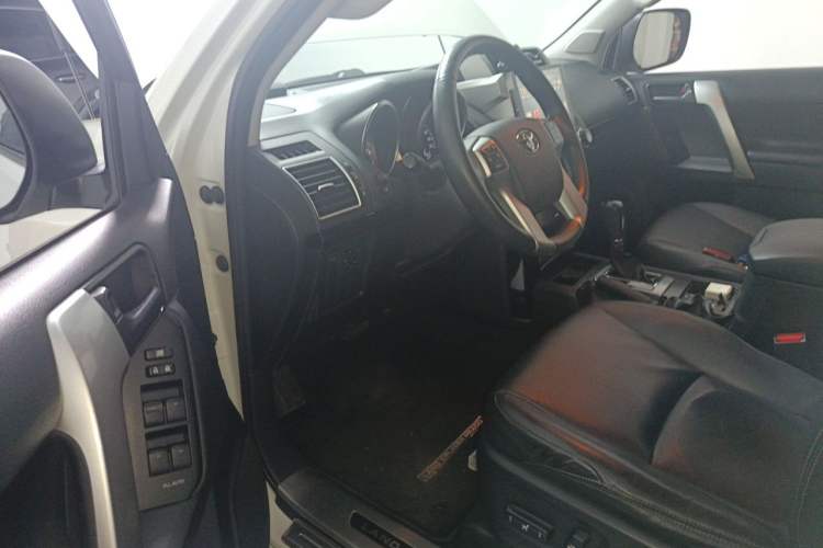 Used Toyota Prado 2016 2.7L Automatic Standard Edition Driver Seat