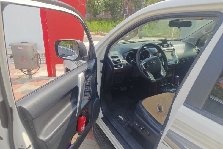 Used Toyota Prado 2016 3.5L Automatic TX-L Driver Seat