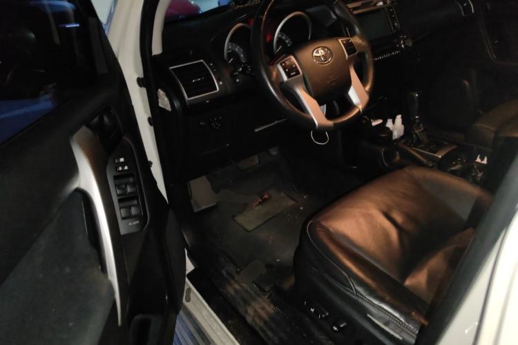 Used Toyota Prado 2016 2.7L Automatic Standard Edition Driver Seat
