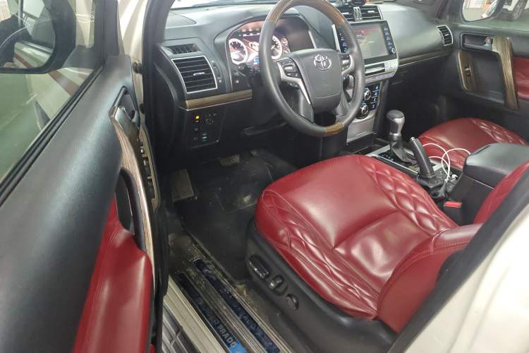Used Toyota Prado 2016 2.7L Automatic Luxury Edition Driver Seat