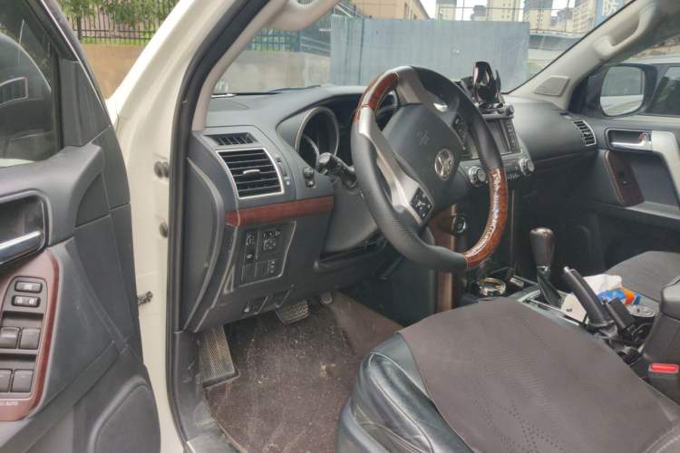 Used Toyota Prado 2016 3.5L Automatic TX-L NAVI Driver Seat
