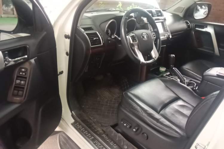 Used Toyota Prado 2016 3.5L Automatic TX-L Driver Seat