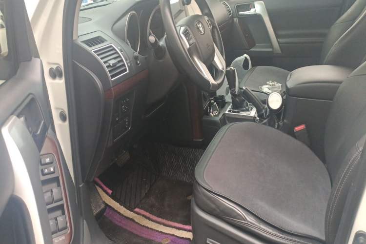 Used Toyota Prado 2016 3.5L Automatic TX-L Driver Seat