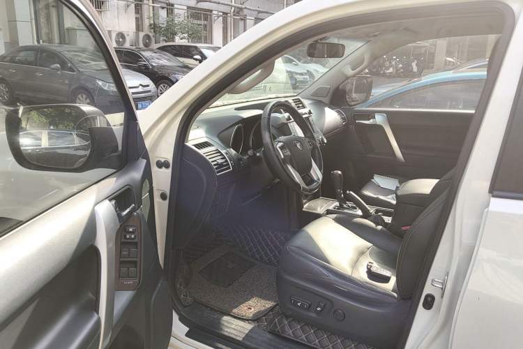 Used Toyota Prado 2016 3.5L Automatic TX-L NAVI Driver Seat