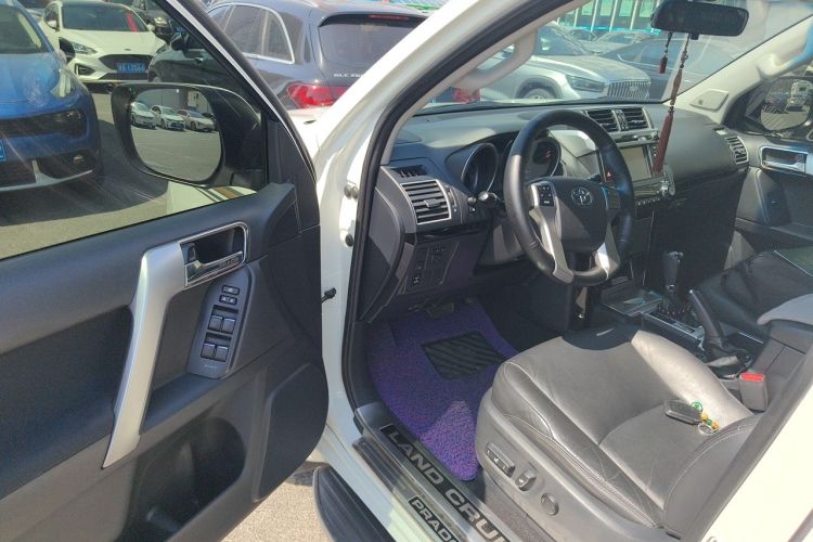 Used Toyota Prado 2016 2.7L Automatic Luxury Edition Driver Seat