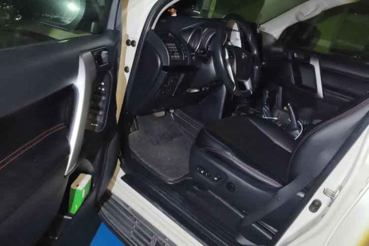 Used Toyota Prado  Driver Seat